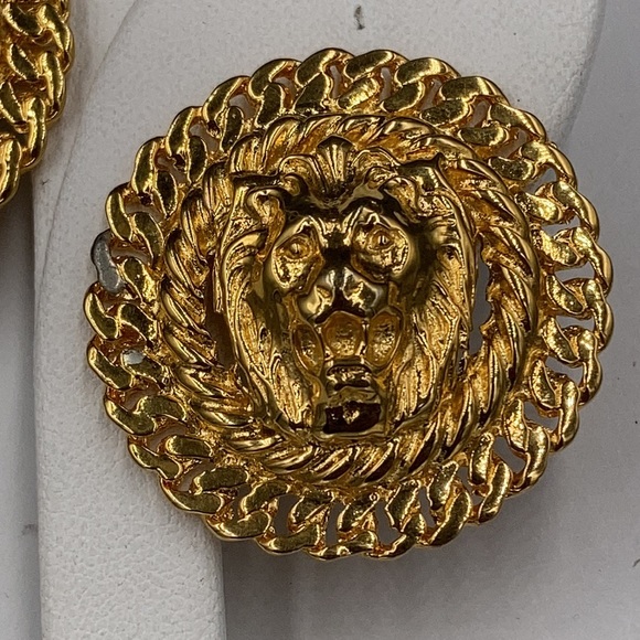 Impressive Vintage Anne Klein 1980’s Lion Clip Earrings - Picture 2 of 4